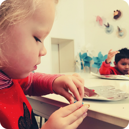 Cours anglais enfant à Genève  Atelier, Activité, Eveil, Apprendre l' anglais, Bébé